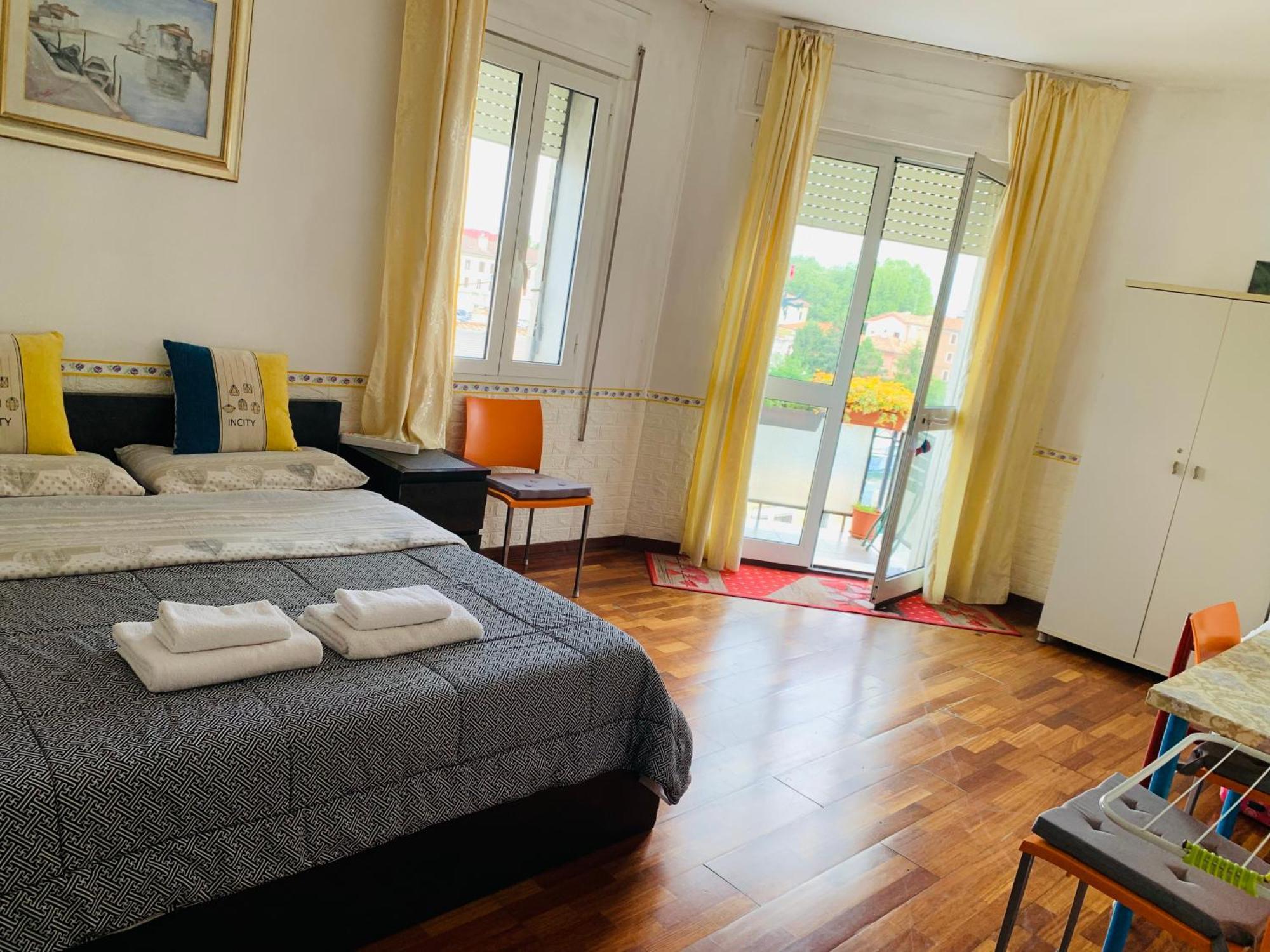 Homestay Venice Sweet *